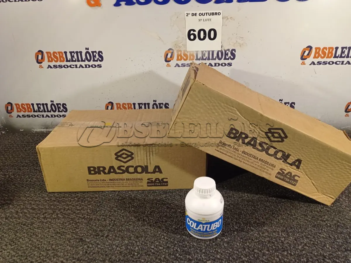 LOTE 600 - 02 CAIXAS COM COLA TUBO ST 175G, COM 15 FRASCOS CADA. (NO ESTADO) ATENÇÃO! FAZER A VISITAÇÃO ANTES DE ARREMATAR, NÃO SABEMOS SE FUNCIONA. LEILÃO NÃO TEM GARANTIA E NEM DEVOLUÇÃO, SUJEITO A POSSÍVEIS AVARIAS VISÍVEIS/OCULTAS E/OU AUSÊNCIA DE COMPONENTES.
