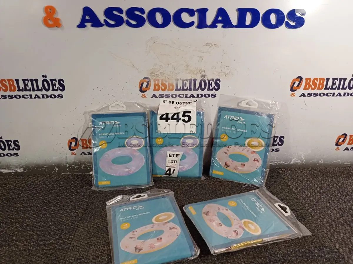 LOTE 445 - 05 BOIAS INFANTIS. (NO ESTADO) ATENÇÃO! FAZER A VISITAÇÃO ANTES DE ARREMATAR, NÃO SABEMOS SE FUNCIONA. LEILÃO NÃO TEM GARANTIA E NEM DEVOLUÇÃO, SUJEITO A POSSÍVEIS AVARIAS VISÍVEIS/OCULTAS E/OU AUSÊNCIA DE COMPONENTES.
