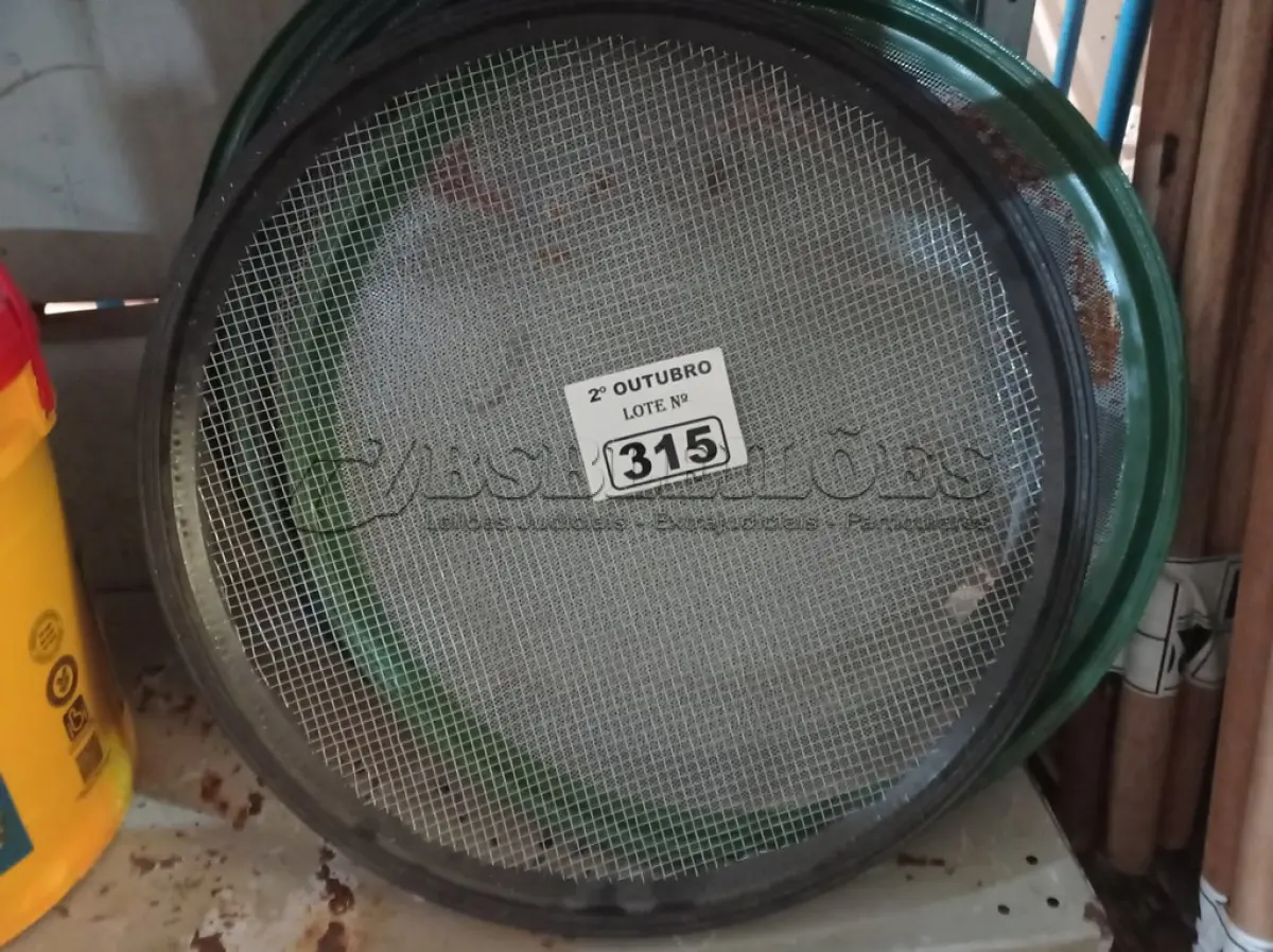 LOTE 315 - 06 PENEIRAS MARCAS E MODELOS DIVERSOS. (NO ESTADO) ATENÇÃO! FAZER A VISITAÇÃO ANTES DE ARREMATAR, NÃO SABEMOS SE FUNCIONA. LEILÃO NÃO TEM GARANTIA E NEM DEVOLUÇÃO, SUJEITO A POSSÍVEIS AVARIAS VISÍVEIS/OCULTAS E/OU AUSÊNCIA DE COMPONENTES.