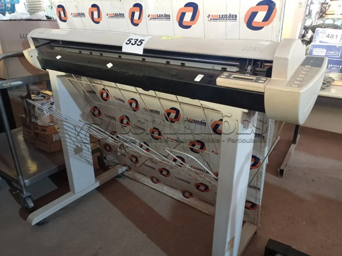 LOTE 535 - 01 PLOTTER MARCA XEROX 2230IJ. (NO ESTADO) ATENÇÃO! FAZER A VISITAÇÃO ANTES DE ARREMATAR, NÃO SABEMOS SE FUNCIONA. LEILÃO NÃO TEM GARANTIA E NEM DEVOLUÇÃO, SUJEITO A POSSÍVEIS AVARIAS VISÍVEIS/OCULTAS E/OU AUSÊNCIA DE COMPONENTES.