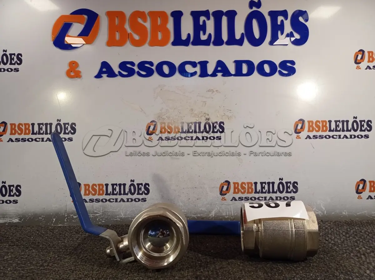 LOTE 567 - 02 REGISTROS DE ESFERA EM METAL 2.1/2. (NO ESTADO) ATENÇÃO! FAZER A VISITAÇÃO ANTES DE ARREMATAR, NÃO SABEMOS SE FUNCIONA. LEILÃO NÃO TEM GARANTIA E NEM DEVOLUÇÃO, SUJEITO A POSSÍVEIS AVARIAS VISÍVEIS/OCULTAS E/OU AUSÊNCIA DE COMPONENTES.