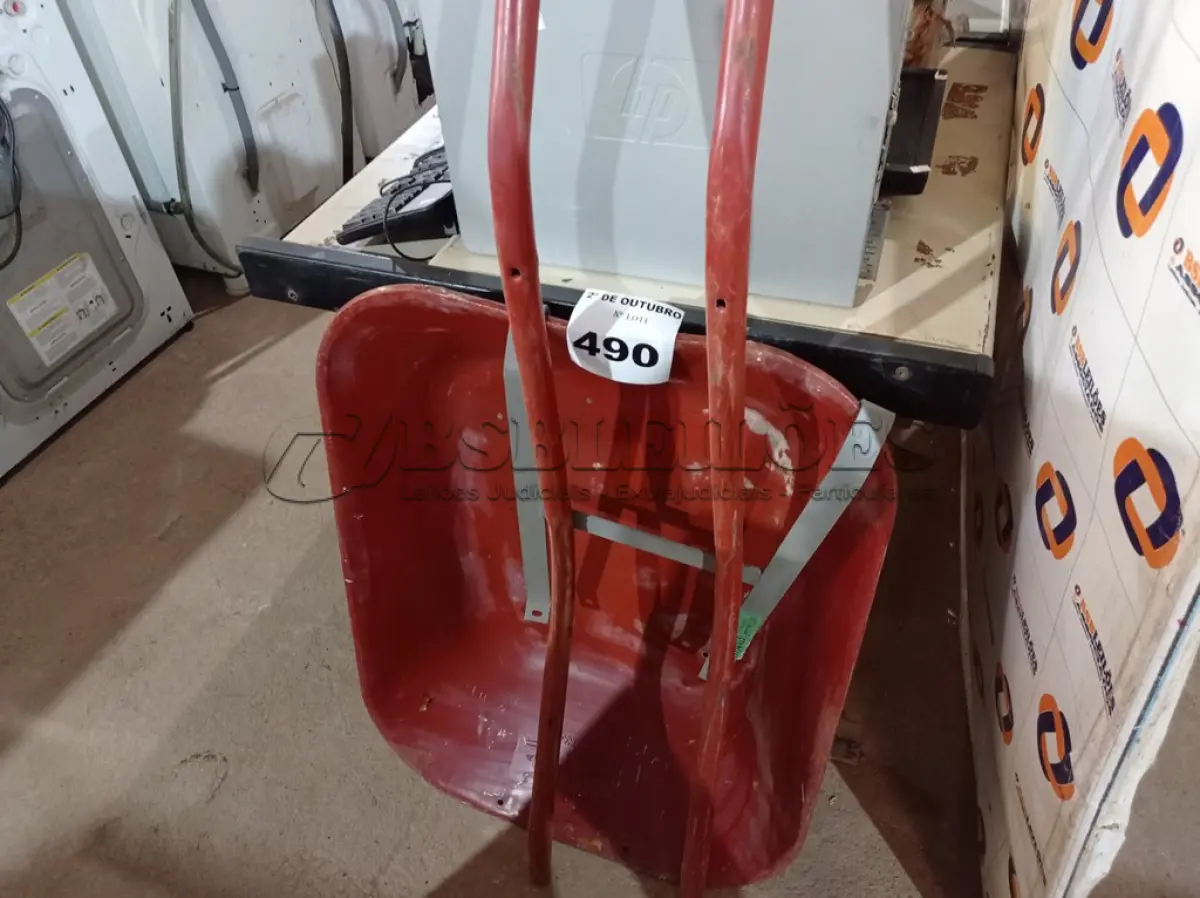 LOTE 490 - 03 PEÇAS PARA CARRINHO DE MÃO. (NO ESTADO) ATENÇÃO! FAZER A VISITAÇÃO ANTES DE ARREMATAR, NÃO SABEMOS SE FUNCIONA. LEILÃO NÃO TEM GARANTIA E NEM DEVOLUÇÃO, SUJEITO A POSSÍVEIS AVARIAS VISÍVEIS/OCULTAS E/OU AUSÊNCIA DE COMPONENTES.