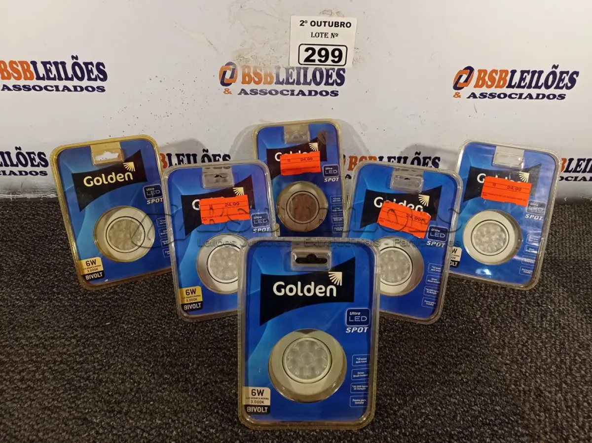 LOTE 299 - 06 SPOTS COMPLETO 6W LED REDONDO 3000K GOLDEN. (NO ESTADO) ATENÇÃO! FAZER A VISITAÇÃO ANTES DE ARREMATAR, NÃO SABEMOS SE FUNCIONA. LEILÃO NÃO TEM GARANTIA E NEM DEVOLUÇÃO, SUJEITO A POSSÍVEIS AVARIAS VISÍVEIS/OCULTAS E/OU AUSÊNCIA DE COMPONENTES.