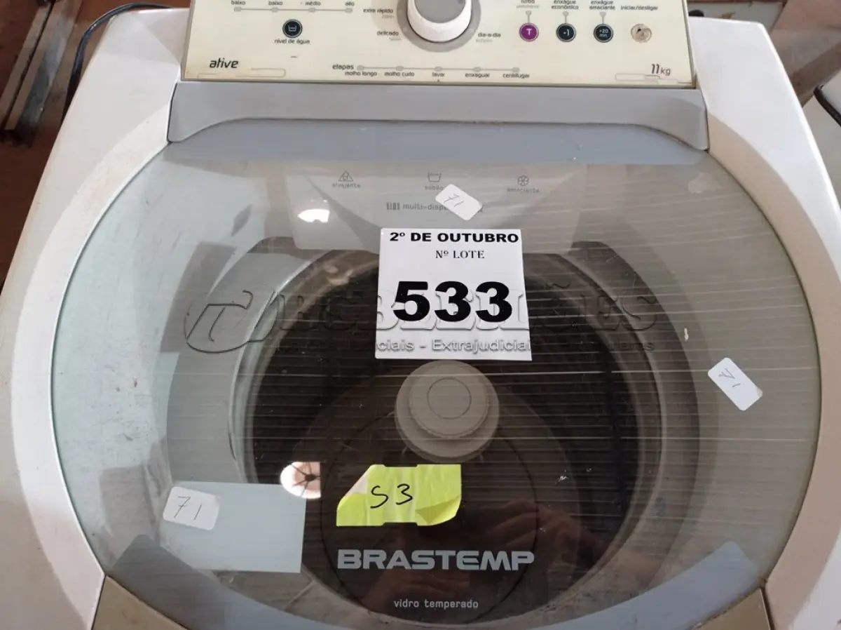 LOTE 533 - 01 LAVADORA DE ROUPAS 11KG MARCA BRASTEMP 220V. (NO ESTADO) ATENÇÃO! FAZER A VISITAÇÃO ANTES DE ARREMATAR, NÃO SABEMOS SE FUNCIONA. LEILÃO NÃO TEM GARANTIA E NEM DEVOLUÇÃO, SUJEITO A POSSÍVEIS AVARIAS VISÍVEIS/OCULTAS E/OU AUSÊNCIA DE COMPONENTES.