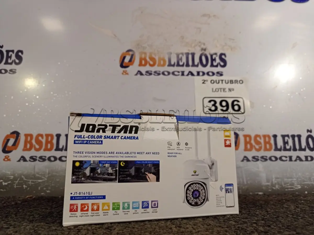 LOTE 396 - 01 CÂMERA FULL COLOR. (NO ESTADO) ATENÇÃO! FAZER A VISITAÇÃO ANTES DE ARREMATAR, NÃO SABEMOS SE FUNCIONA. LEILÃO NÃO TEM GARANTIA E NEM DEVOLUÇÃO, SUJEITO A POSSÍVEIS AVARIAS VISÍVEIS/OCULTAS E/OU AUSÊNCIA DE COMPONENTES.