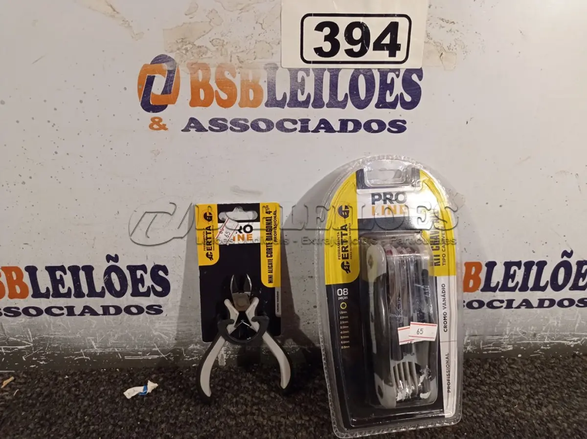 LOTE 394 - 01 KIT CHAVE ALLEN + ALICATE DE CORTE. (NO ESTADO) ATENÇÃO! FAZER A VISITAÇÃO ANTES DE ARREMATAR, NÃO SABEMOS SE FUNCIONA. LEILÃO NÃO TEM GARANTIA E NEM DEVOLUÇÃO, SUJEITO A POSSÍVEIS AVARIAS VISÍVEIS/OCULTAS E/OU AUSÊNCIA DE COMPONENTES.