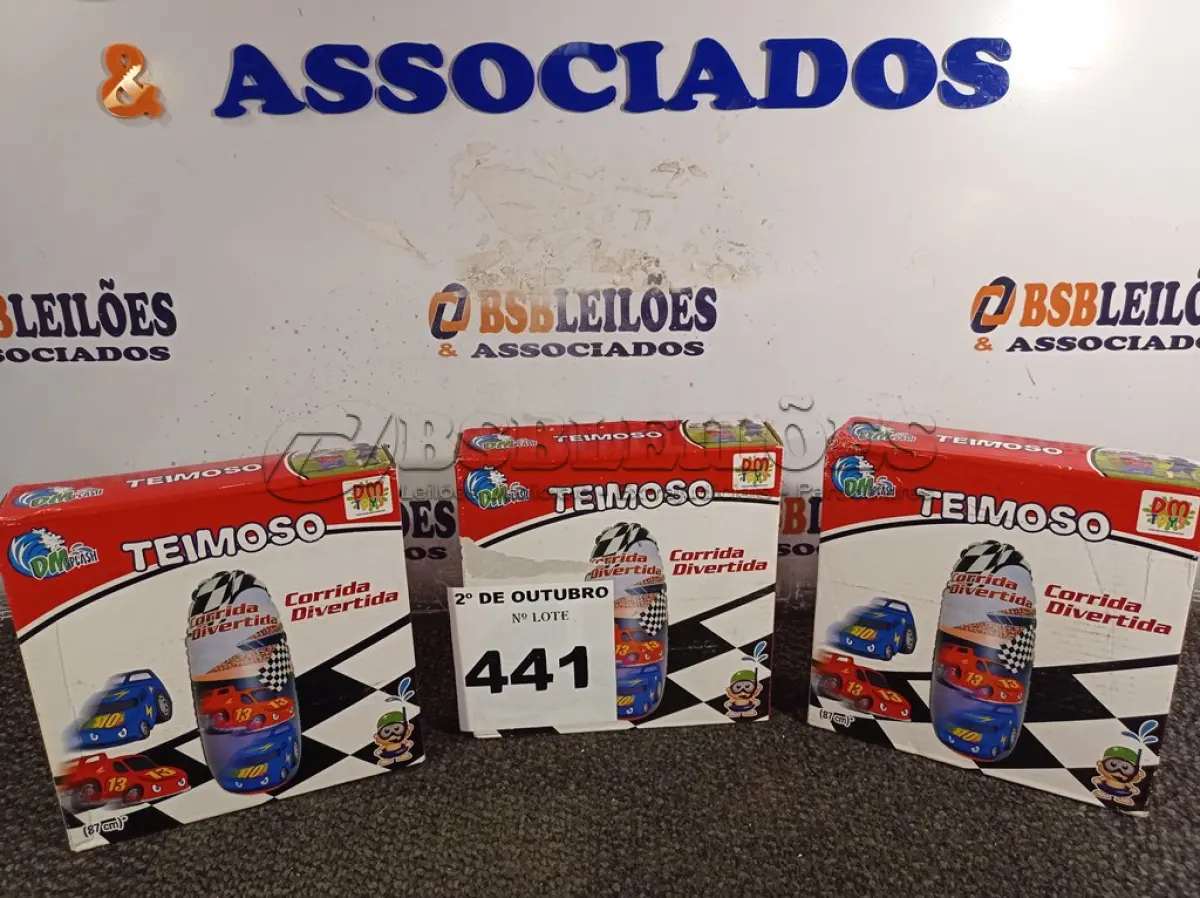 LOTE 441 - 03 BONECOS TEIMOSO CORRIDA DIVERTIDA. (NO ESTADO) ATENÇÃO! FAZER A VISITAÇÃO ANTES DE ARREMATAR, NÃO SABEMOS SE FUNCIONA. LEILÃO NÃO TEM GARANTIA E NEM DEVOLUÇÃO, SUJEITO A POSSÍVEIS AVARIAS VISÍVEIS/OCULTAS E/OU AUSÊNCIA DE COMPONENTES.