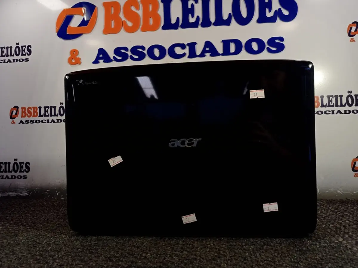 LOTE 007 - 01 NOTEBOOK MARCA ACER. (NO ESTADO) ATENÇÃO! FAZER A VISITAÇÃO ANTES DE ARREMATAR, NÃO SABEMOS SE FUNCIONA. LEILÃO NÃO TEM GARANTIA E NEM DEVOLUÇÃO, SUJEITO A POSSÍVEIS AVARIAS VISÍVEIS/OCULTAS E/OU AUSÊNCIA DE COMPONENTES.