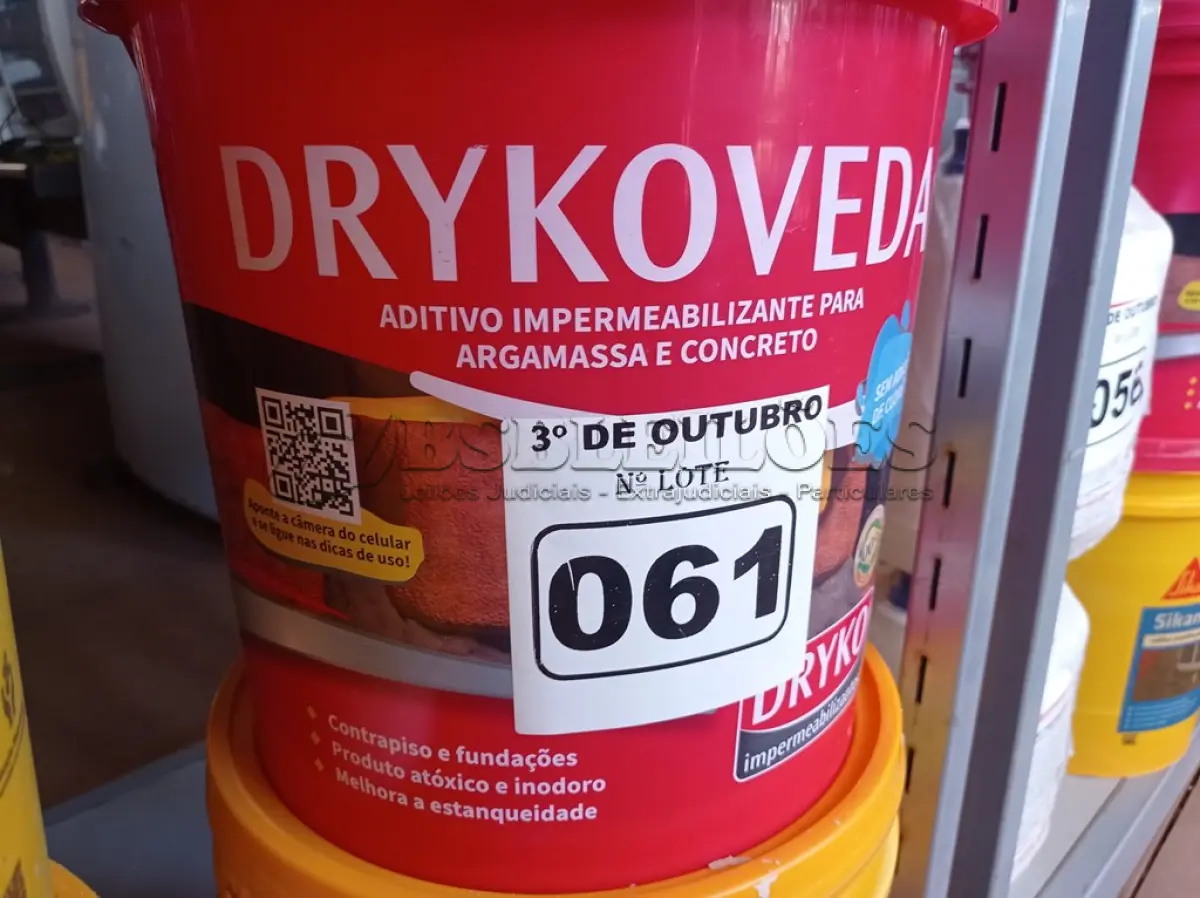 LOTE 061 - 01 BALDE DE DRYKOVEDA, ADITIVO IMPERMEABILIZANTE PARA CONCRETO E ARGAMASSA 18L. (NO ESTADO) ATENÇÃO! FAZER A VISITAÇÃO ANTES DE ARREMATAR, NÃO SABEMOS SE FUNCIONA. LEILÃO NÃO TEM GARANTIA E NEM DEVOLUÇÃO, SUJEITO A POSSÍVEIS AVARIAS VISÍVEIS/OCULTAS E/OU AUSÊNCIA DE COMPONENTES.
