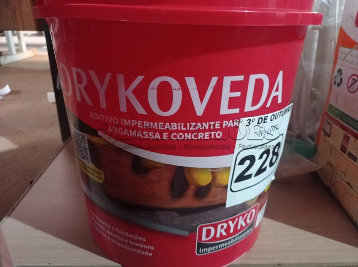 LOTE 228 - 01 BALDE DE DRYKOVEDA, ADITIVO IMPERMEABILIZANTE PARA CONCRETO E ARGAMASSA 18L. (NO ESTADO) ATENÇÃO! FAZER A VISITAÇÃO ANTES DE ARREMATAR, NÃO SABEMOS SE FUNCIONA. LEILÃO NÃO TEM GARANTIA E NEM DEVOLUÇÃO, SUJEITO A POSSÍVEIS AVARIAS VISÍVEIS/OCULTAS E/OU AUSÊNCIA DE COMPONENTES.