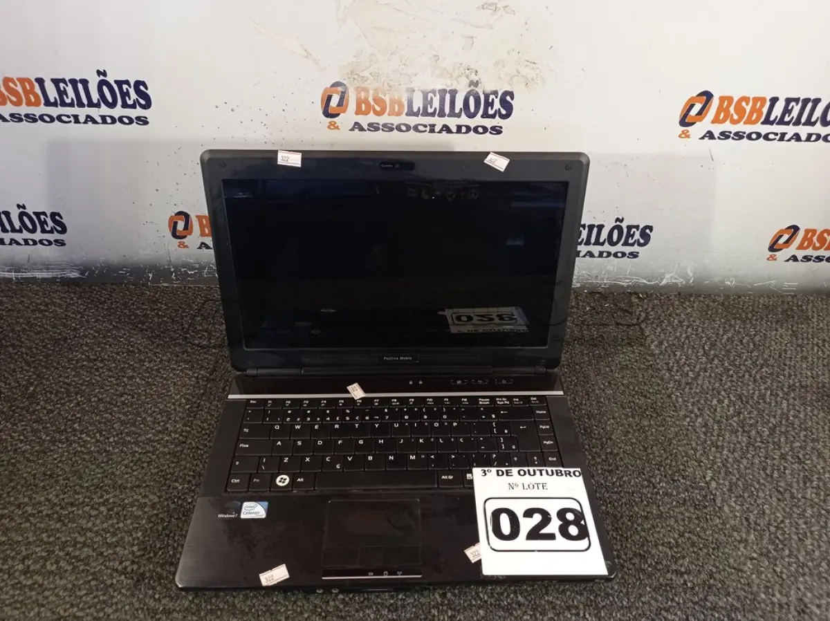 LOTE 028 - 01 NOTEBOOK MARCA POSITIVO. (NO ESTADO) ATENÇÃO! FAZER A VISITAÇÃO ANTES DE ARREMATAR, NÃO SABEMOS SE FUNCIONA. LEILÃO NÃO TEM GARANTIA E NEM DEVOLUÇÃO, SUJEITO A POSSÍVEIS AVARIAS VISÍVEIS/OCULTAS E/OU AUSÊNCIA DE COMPONENTES.
