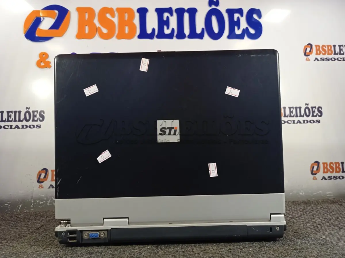 LOTE 003 - 01 NOTEBOOK MARCA STI. (NO ESTADO) ATENÇÃO! FAZER A VISITAÇÃO ANTES DE ARREMATAR, NÃO SABEMOS SE FUNCIONA. LEILÃO NÃO TEM GARANTIA E NEM DEVOLUÇÃO, SUJEITO A POSSÍVEIS AVARIAS VISÍVEIS/OCULTAS E/OU AUSÊNCIA DE COMPONENTES.