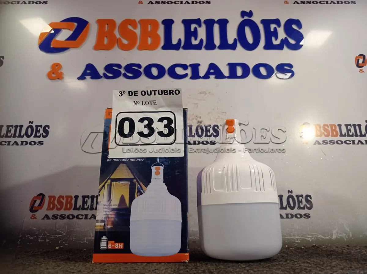 LOTE 033 - 01 LUMINÁRIA USB 60W. (NO ESTADO) ATENÇÃO! FAZER A VISITAÇÃO ANTES DE ARREMATAR, NÃO SABEMOS SE FUNCIONA. LEILÃO NÃO TEM GARANTIA E NEM DEVOLUÇÃO, SUJEITO A POSSÍVEIS AVARIAS VISÍVEIS/OCULTAS E/OU AUSÊNCIA DE COMPONENTES.