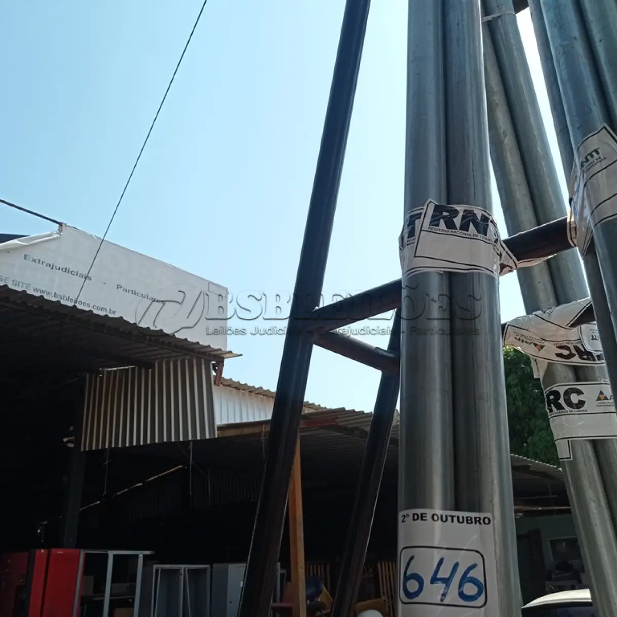 LOTE 646 - 03 ELETRODUTOS GALVANIZADOS DE 2”. (NO ESTADO) ATENÇÃO! FAZER A VISITAÇÃO ANTES DE ARREMATAR, NÃO SABEMOS SE FUNCIONA. LEILÃO NÃO TEM GARANTIA E NEM DEVOLUÇÃO, SUJEITO A POSSÍVEIS AVARIAS VISÍVEIS/OCULTAS E/OU AUSÊNCIA DE COMPONENTES.