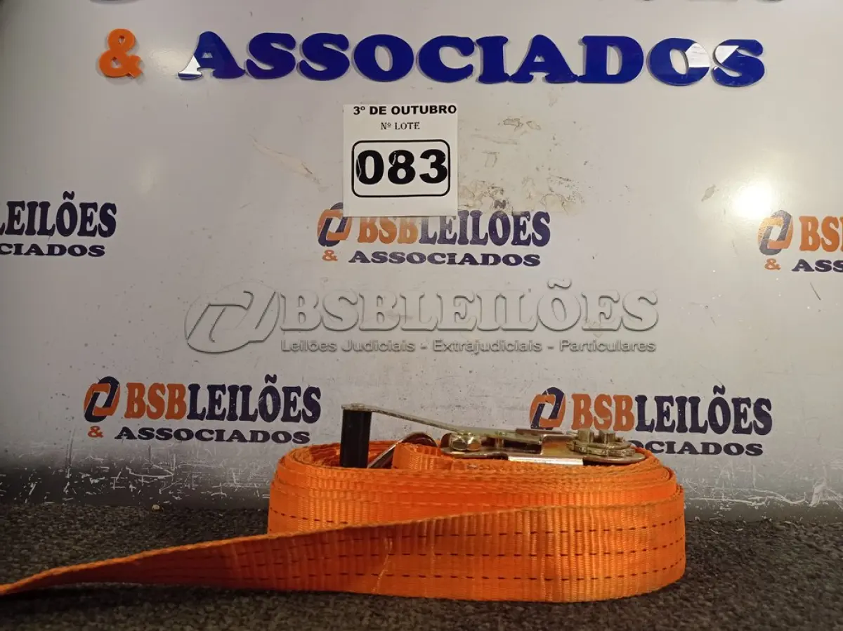 LOTE 083 - 01 CINTA PARA AMARRAÇÃO DE CARGAS. (NO ESTADO) ATENÇÃO! FAZER A VISITAÇÃO ANTES DE ARREMATAR, NÃO SABEMOS SE FUNCIONA. LEILÃO NÃO TEM GARANTIA E NEM DEVOLUÇÃO, SUJEITO A POSSÍVEIS AVARIAS VISÍVEIS/OCULTAS E/OU AUSÊNCIA DE COMPONENTES.