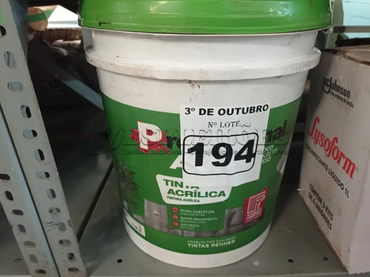 LOTE 194 - 01 BALDE DE TINTA ACRÍLICA 18L COR FOSCO CONCRETO. (NO ESTADO) ATENÇÃO! FAZER A VISITAÇÃO ANTES DE ARREMATAR, NÃO SABEMOS SE FUNCIONA. LEILÃO NÃO TEM GARANTIA E NEM DEVOLUÇÃO, SUJEITO A POSSÍVEIS AVARIAS VISÍVEIS/OCULTAS E/OU AUSÊNCIA DE COMPONENTES.