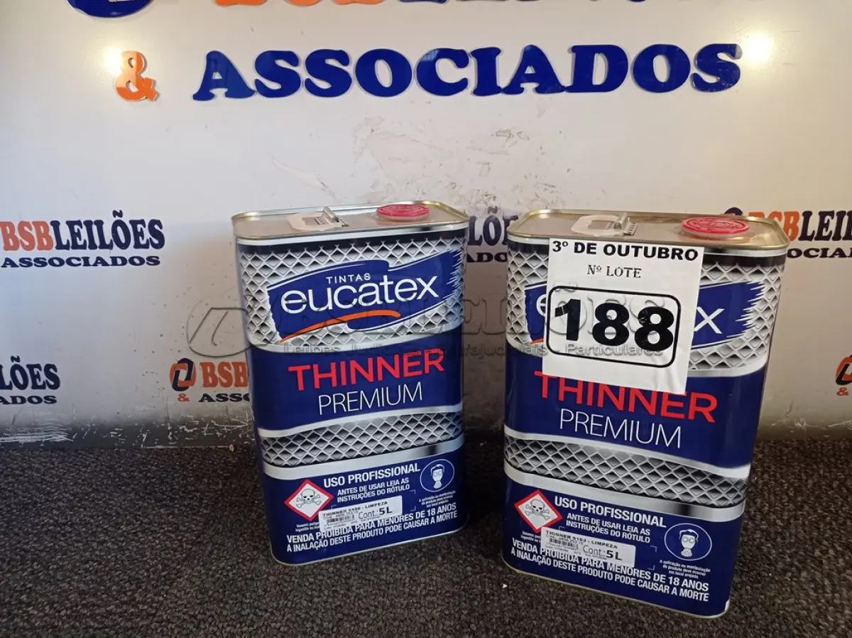 LOTE 188 - 02 GALÕES DE THINNER EUCATEX 5LITROS. (NO ESTADO) ATENÇÃO! FAZER A VISITAÇÃO ANTES DE ARREMATAR, NÃO SABEMOS SE FUNCIONA. LEILÃO NÃO TEM GARANTIA E NEM DEVOLUÇÃO, SUJEITO A POSSÍVEIS AVARIAS VISÍVEIS/OCULTAS E/OU AUSÊNCIA DE COMPONENTES.