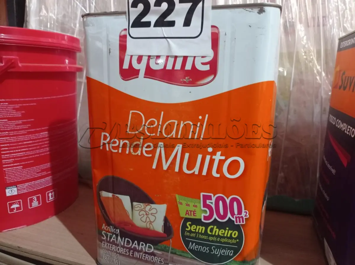 LOTE 227 - 01 LATA DE TINTA IQUINE DELANIL 18L FOSCO AVELUDADO VERDE LIMÃO. (NO ESTADO) ATENÇÃO! FAZER A VISITAÇÃO ANTES DE ARREMATAR, NÃO SABEMOS SE FUNCIONA. LEILÃO NÃO TEM GARANTIA E NEM DEVOLUÇÃO, SUJEITO A POSSÍVEIS AVARIAS VISÍVEIS/OCULTAS E/OU AUSÊNCIA DE COMPONENTES.