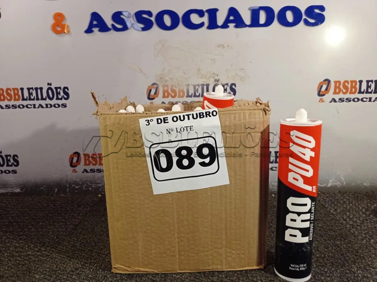 LOTE 089 - 12 TUBOS DE ADESIVO SELANTE PU40. (NO ESTADO) ATENÇÃO! FAZER A VISITAÇÃO ANTES DE ARREMATAR, NÃO SABEMOS SE FUNCIONA. LEILÃO NÃO TEM GARANTIA E NEM DEVOLUÇÃO, SUJEITO A POSSÍVEIS AVARIAS VISÍVEIS/OCULTAS E/OU AUSÊNCIA DE COMPONENTES.