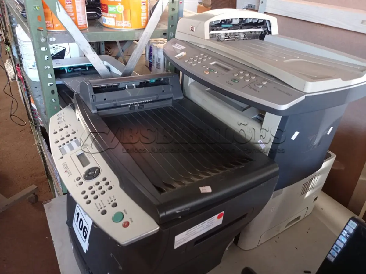 LOTE 106 - 02 IMPRESSORAS MULTIFUNCIONAIS MARCAS E MODELOS DIVERSOS. (NO ESTADO) ATENÇÃO! FAZER A VISITAÇÃO ANTES DE ARREMATAR, NÃO SABEMOS SE FUNCIONA. LEILÃO NÃO TEM GARANTIA E NEM DEVOLUÇÃO, SUJEITO A POSSÍVEIS AVARIAS VISÍVEIS/OCULTAS E/OU AUSÊNCIA DE COMPONENTES.