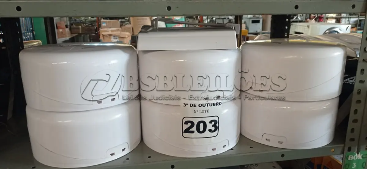 LOTE 203 - 06 DISPENSES PARA PAPEL HIGIÊNICO. (NO ESTADO) ATENÇÃO! FAZER A VISITAÇÃO ANTES DE ARREMATAR, NÃO SABEMOS SE FUNCIONA. LEILÃO NÃO TEM GARANTIA E NEM DEVOLUÇÃO, SUJEITO A POSSÍVEIS AVARIAS VISÍVEIS/OCULTAS E/OU AUSÊNCIA DE COMPONENTES.