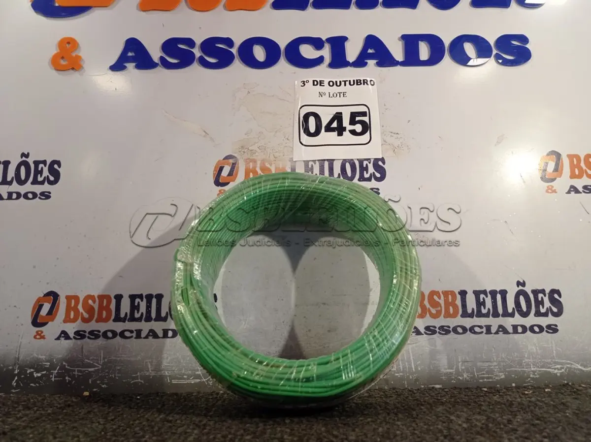 LOTE 045 - 01 ROLO DE CABO FLEXÍVEL 100M 1X 2,5MM NA COR VERDE(NOVO). (NO ESTADO) ATENÇÃO! FAZER A VISITAÇÃO ANTES DE ARREMATAR, NÃO SABEMOS SE FUNCIONA. LEILÃO NÃO TEM GARANTIA E NEM DEVOLUÇÃO, SUJEITO A POSSÍVEIS AVARIAS VISÍVEIS/OCULTAS E/OU AUSÊNCIA DE COMPONENTES.
