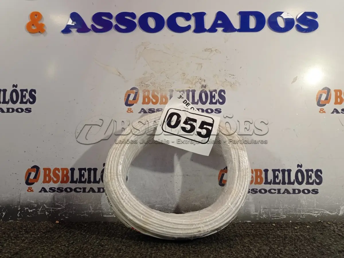 LOTE 055 - 01 ROLO DE CABO FLEXÍVEL 100M 1X 2,5MM NA COR BRANCA(NOVO). (NO ESTADO) ATENÇÃO! FAZER A VISITAÇÃO ANTES DE ARREMATAR, NÃO SABEMOS SE FUNCIONA. LEILÃO NÃO TEM GARANTIA E NEM DEVOLUÇÃO, SUJEITO A POSSÍVEIS AVARIAS VISÍVEIS/OCULTAS E/OU AUSÊNCIA DE COMPONENTES.