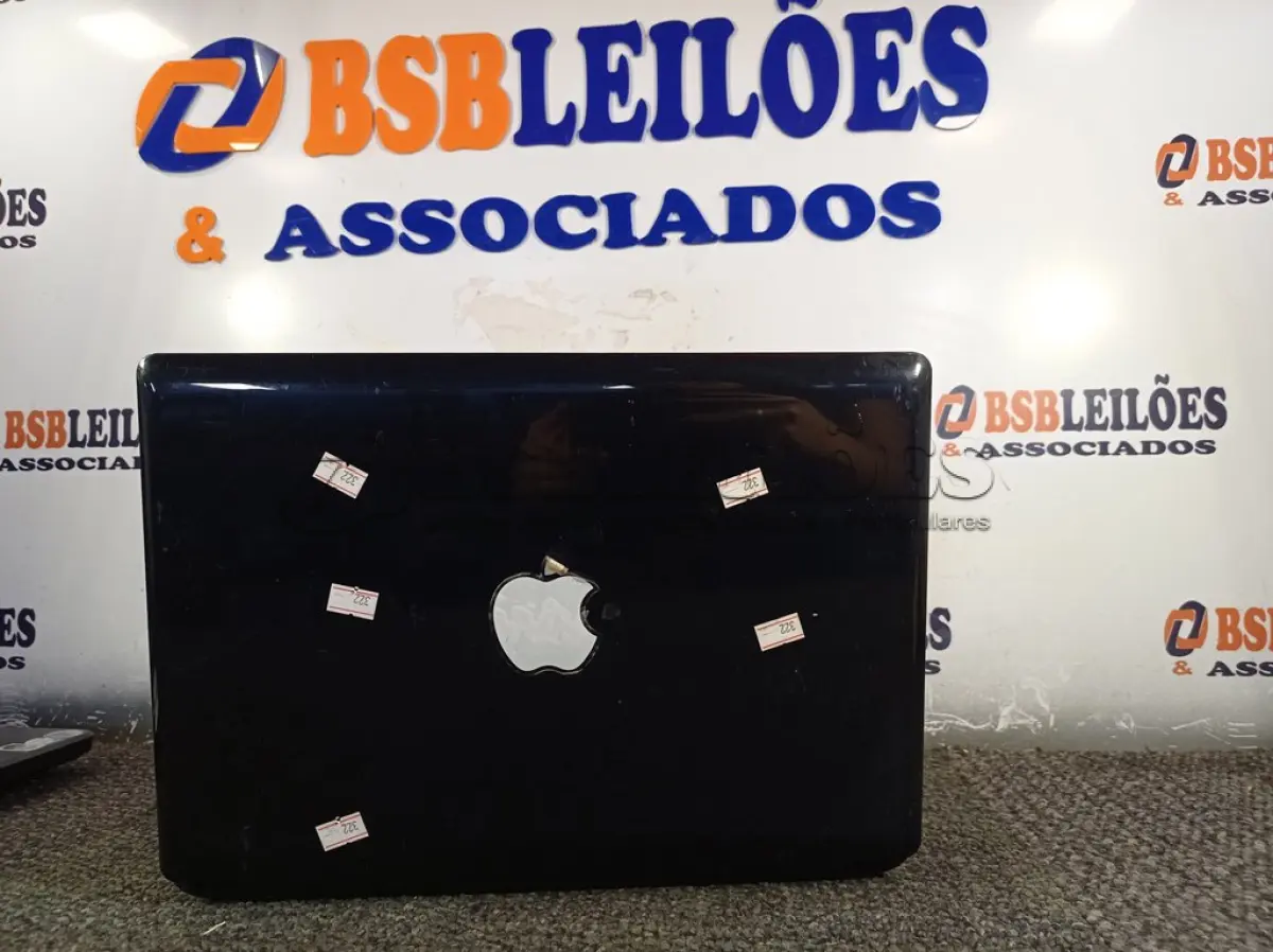 LOTE 027 - 01 NOTEBOOK MARCA CCE. (NO ESTADO) ATENÇÃO! FAZER A VISITAÇÃO ANTES DE ARREMATAR, NÃO SABEMOS SE FUNCIONA. LEILÃO NÃO TEM GARANTIA E NEM DEVOLUÇÃO, SUJEITO A POSSÍVEIS AVARIAS VISÍVEIS/OCULTAS E/OU AUSÊNCIA DE COMPONENTES.