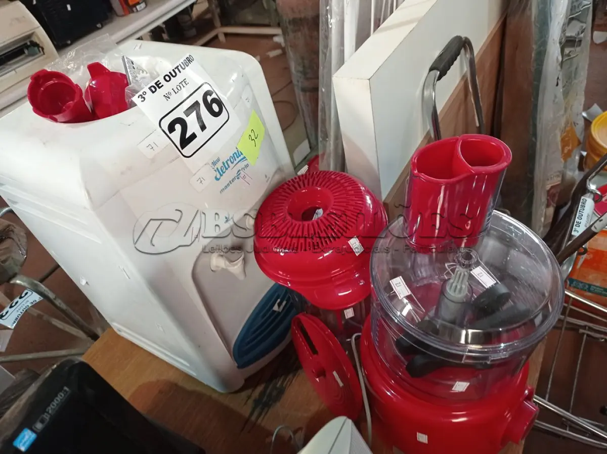 LOTE 276 - 01 PURIFICADOR DE ÁGUA, 01 MULTIPROCESSADOR E 01 COPO DE LIQUIDIFICADOR MARCAS E MODELOS DIVERSOS. (NO ESTADO) ATENÇÃO! FAZER A VISITAÇÃO ANTES DE ARREMATAR, NÃO SABEMOS SE FUNCIONA. LEILÃO NÃO TEM GARANTIA E NEM DEVOLUÇÃO, SUJEITO A POSSÍVEIS AVARIAS VISÍVEIS/OCULTAS E/OU AUSÊNCIA DE COMPONENTES.