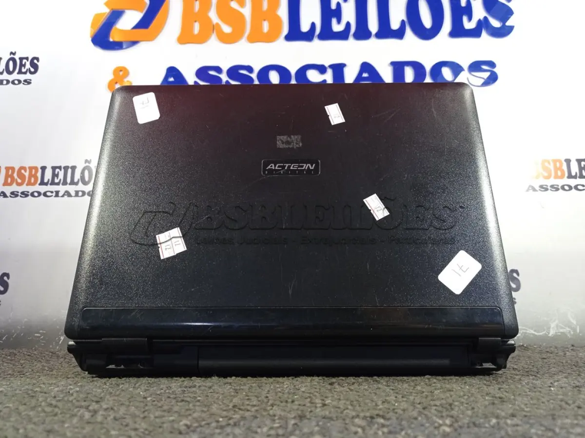 LOTE 001 - 01 NOTEBOOK MARCA ACTEON. (NO ESTADO) ATENÇÃO! FAZER A VISITAÇÃO ANTES DE ARREMATAR, NÃO SABEMOS SE FUNCIONA. LEILÃO NÃO TEM GARANTIA E NEM DEVOLUÇÃO, SUJEITO A POSSÍVEIS AVARIAS VISÍVEIS/OCULTAS E/OU AUSÊNCIA DE COMPONENTES.