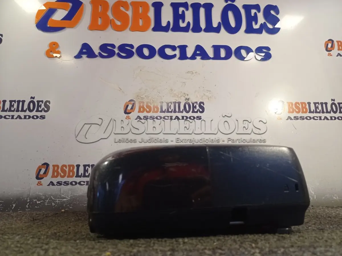 LOTE 039 - 01 PROJETOR MULTIMIDIA MARCA EPSON. (NO ESTADO) ATENÇÃO! FAZER A VISITAÇÃO ANTES DE ARREMATAR, NÃO SABEMOS SE FUNCIONA. LEILÃO NÃO TEM GARANTIA E NEM DEVOLUÇÃO, SUJEITO A POSSÍVEIS AVARIAS VISÍVEIS/OCULTAS E/OU AUSÊNCIA DE COMPONENTES.