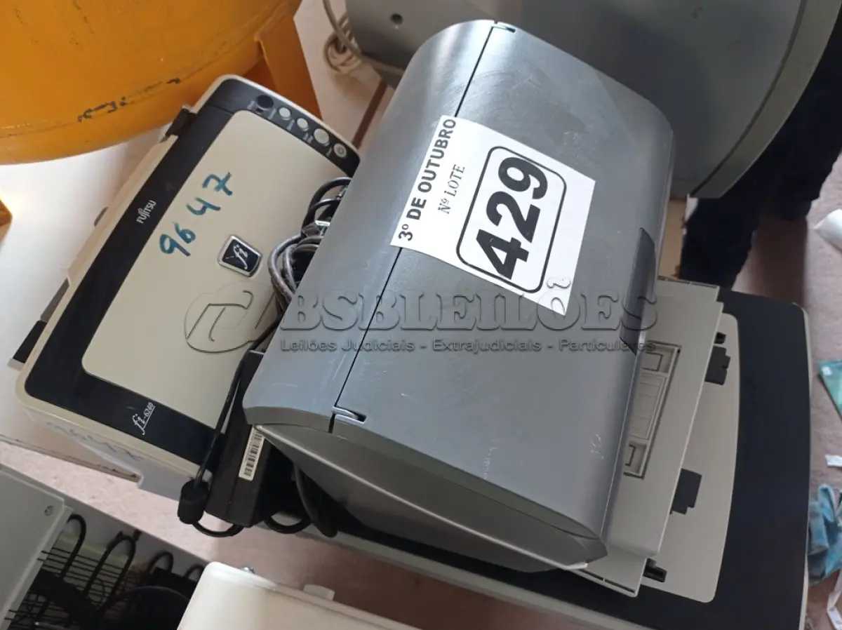 LOTE 429 - 02 SCANER MARCAS E MODELOS DIVERSOS. (NO ESTADO) ATENÇÃO! FAZER A VISITAÇÃO ANTES DE ARREMATAR, NÃO SABEMOS SE FUNCIONA. LEILÃO NÃO TEM GARANTIA E NEM DEVOLUÇÃO, SUJEITO A POSSÍVEIS AVARIAS VISÍVEIS/OCULTAS E/OU AUSÊNCIA DE COMPONENTES.