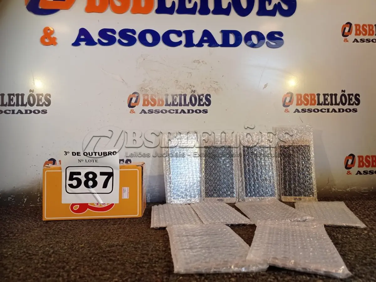LOTE 587 - 10 PEÇAS PARA TELEFONE SAMSUNG J7 METAL. (NO ESTADO) ATENÇÃO! FAZER A VISITAÇÃO ANTES DE ARREMATAR, NÃO SABEMOS SE FUNCIONA. LEILÃO NÃO TEM GARANTIA E NEM DEVOLUÇÃO, SUJEITO A POSSÍVEIS AVARIAS VISÍVEIS/OCULTAS E/OU AUSÊNCIA DE COMPONENTES.
