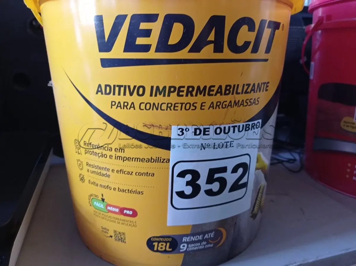 LOTE 352 - 01 BALDE DE VEDACIT, ADITIVO IMPERMEABILIZANTE PARA CONCRETO E ARGAMASSA. (NO ESTADO) ATENÇÃO! FAZER A VISITAÇÃO ANTES DE ARREMATAR, NÃO SABEMOS SE FUNCIONA. LEILÃO NÃO TEM GARANTIA E NEM DEVOLUÇÃO, SUJEITO A POSSÍVEIS AVARIAS VISÍVEIS/OCULTAS E/OU AUSÊNCIA DE COMPONENTES.