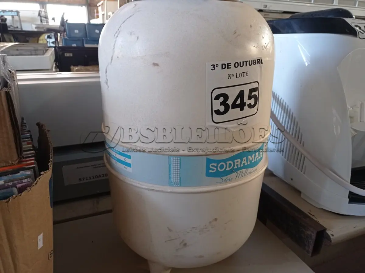 LOTE 345 - 01 FILTRO PARA PISCINA SOBRAMAR. (NO ESTADO) ATENÇÃO! FAZER A VISITAÇÃO ANTES DE ARREMATAR, NÃO SABEMOS SE FUNCIONA. LEILÃO NÃO TEM GARANTIA E NEM DEVOLUÇÃO, SUJEITO A POSSÍVEIS AVARIAS VISÍVEIS/OCULTAS E/OU AUSÊNCIA DE COMPONENTES.