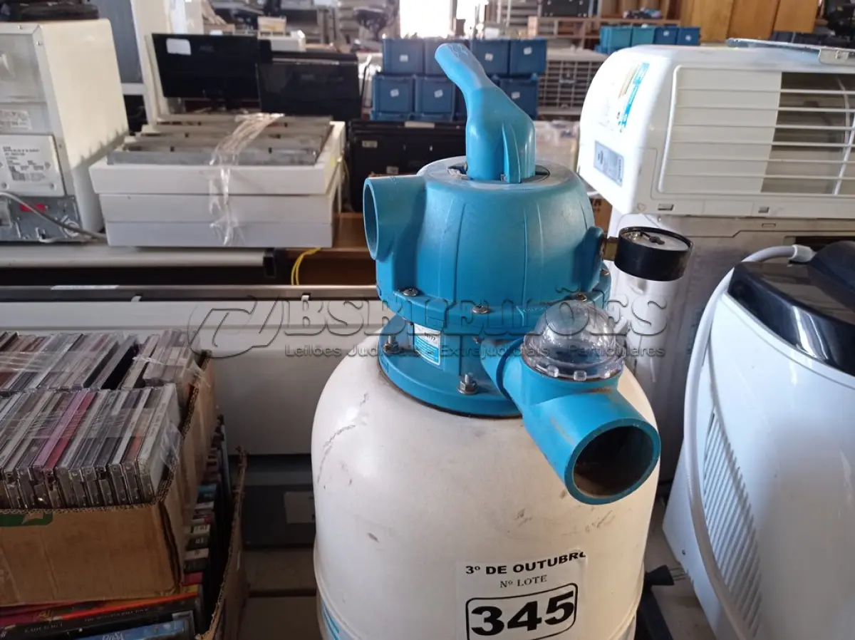 LOTE 345 - 01 FILTRO PARA PISCINA SOBRAMAR. (NO ESTADO) ATENÇÃO! FAZER A VISITAÇÃO ANTES DE ARREMATAR, NÃO SABEMOS SE FUNCIONA. LEILÃO NÃO TEM GARANTIA E NEM DEVOLUÇÃO, SUJEITO A POSSÍVEIS AVARIAS VISÍVEIS/OCULTAS E/OU AUSÊNCIA DE COMPONENTES.