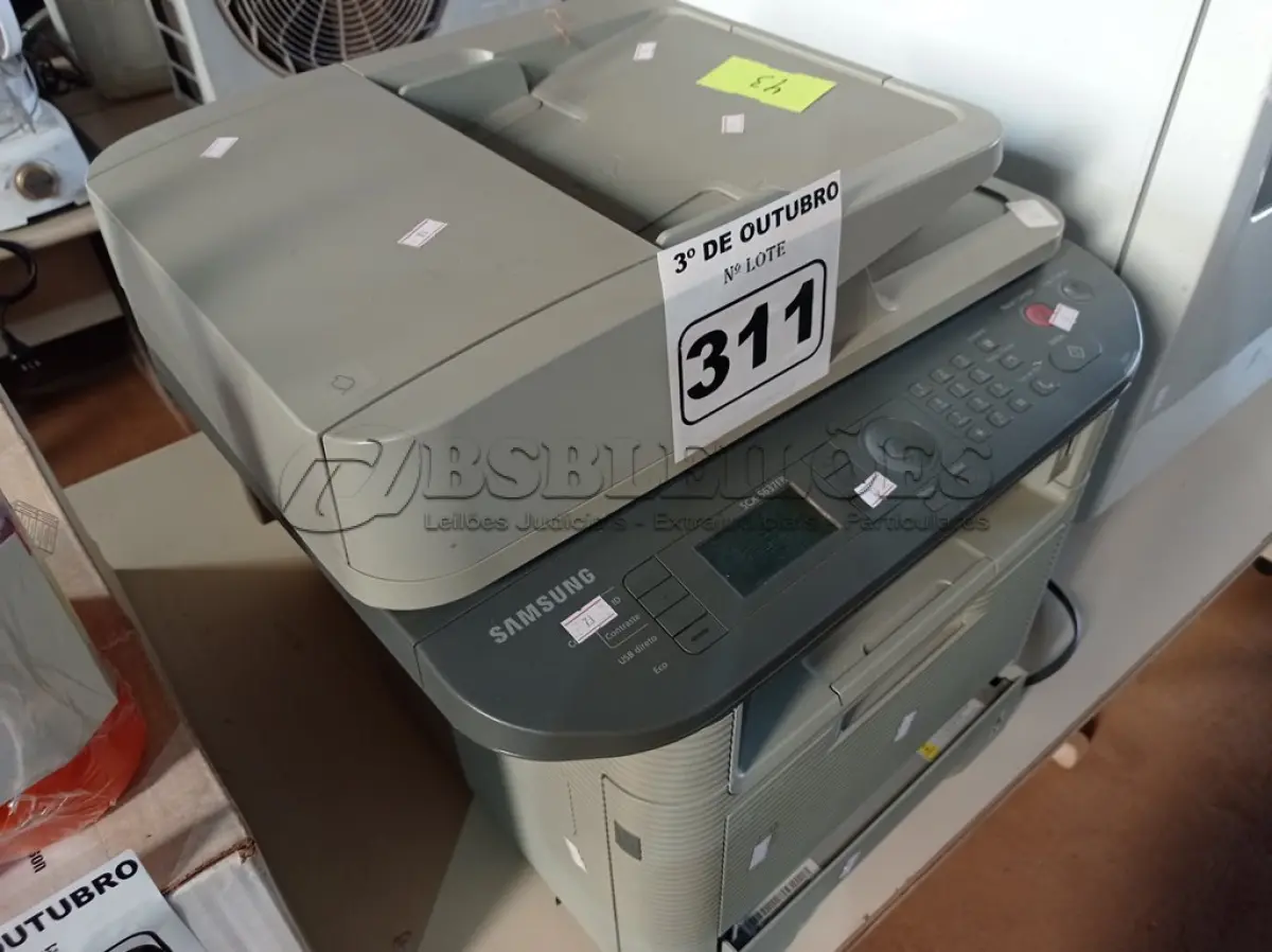 LOTE 311 - 03 IMPRESSORAS SENDO 02 MATRICIAL EPSON E 01 MULTIFUNCIONAL SAMSUNG SCX-5637FR. (NO ESTADO) ATENÇÃO! FAZER A VISITAÇÃO ANTES DE ARREMATAR, NÃO SABEMOS SE FUNCIONA. LEILÃO NÃO TEM GARANTIA E NEM DEVOLUÇÃO, SUJEITO A POSSÍVEIS AVARIAS VISÍVEIS/OCULTAS E/OU AUSÊNCIA DE COMPONENTES.