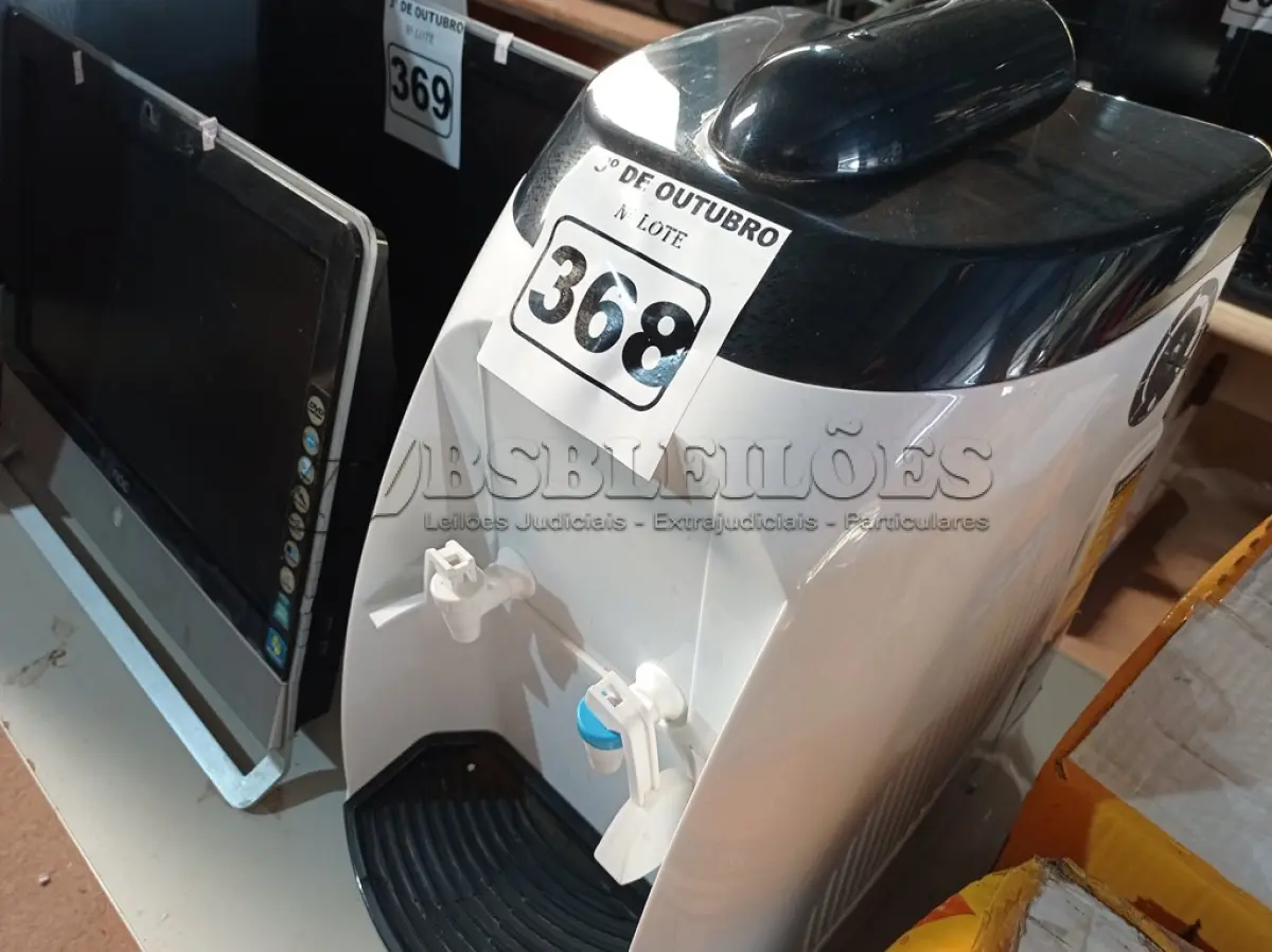 LOTE 368 - 01 PURIFICADOR DE ÁGUA 220V. (NO ESTADO) ATENÇÃO! FAZER A VISITAÇÃO ANTES DE ARREMATAR, NÃO SABEMOS SE FUNCIONA. LEILÃO NÃO TEM GARANTIA E NEM DEVOLUÇÃO, SUJEITO A POSSÍVEIS AVARIAS VISÍVEIS/OCULTAS E/OU AUSÊNCIA DE COMPONENTES.
