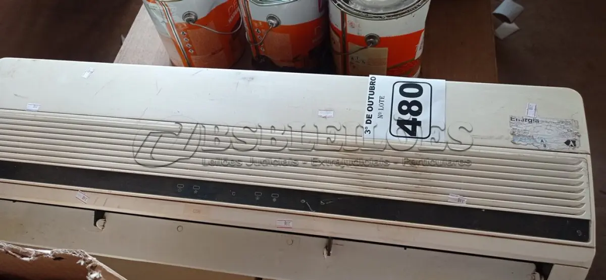 LOTE 480 - 01 EVAPORADORA MARCA LG 12000BTU. (NO ESTADO) ATENÇÃO! FAZER A VISITAÇÃO ANTES DE ARREMATAR, NÃO SABEMOS SE FUNCIONA. LEILÃO NÃO TEM GARANTIA E NEM DEVOLUÇÃO, SUJEITO A POSSÍVEIS AVARIAS VISÍVEIS/OCULTAS E/OU AUSÊNCIA DE COMPONENTES.