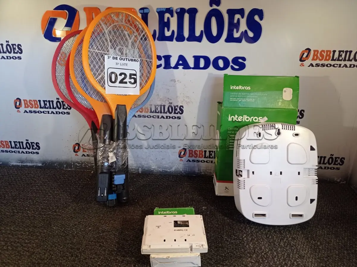LOTE 025 - 01 CENTRAL, 01 TECLADO DE ALARME E 05 RAQUETES MATA MOSQUITO. (NO ESTADO) ATENÇÃO! FAZER A VISITAÇÃO ANTES DE ARREMATAR, NÃO SABEMOS SE FUNCIONA. LEILÃO NÃO TEM GARANTIA E NEM DEVOLUÇÃO, SUJEITO A POSSÍVEIS AVARIAS VISÍVEIS/OCULTAS E/OU AUSÊNCIA DE COMPONENTES.