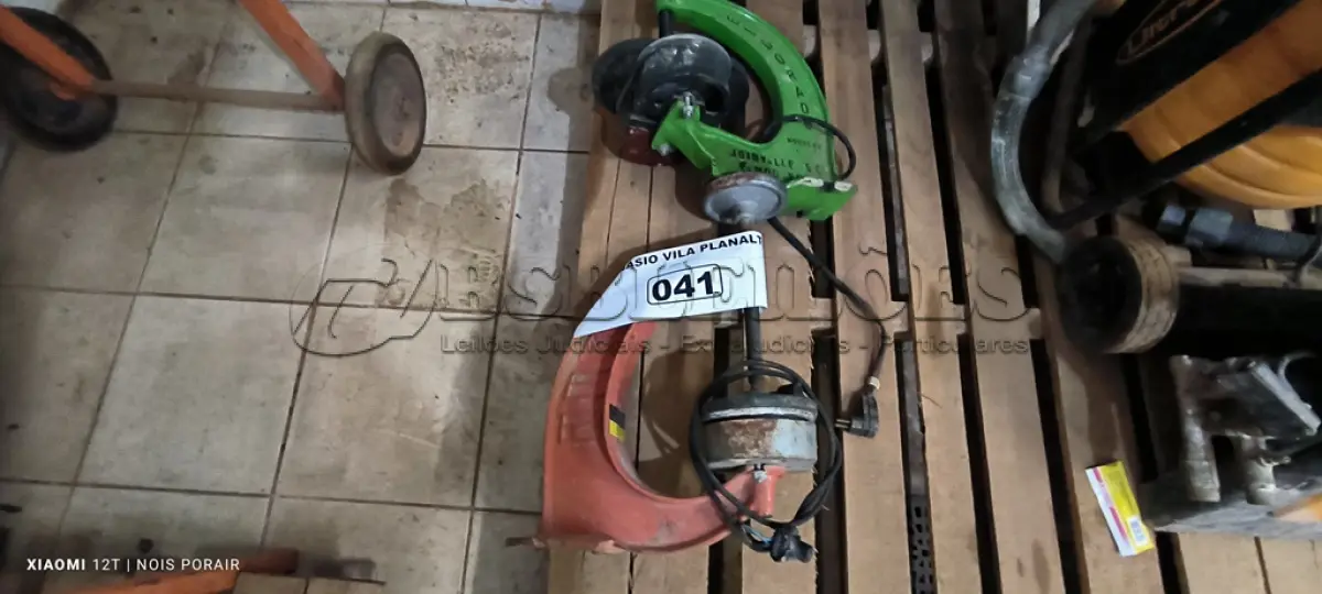 LOTE 041 - 02 VULCANIZADORAS PARA PNEUS (NO ESTADO, NÃO SABEMOS SE FUNCIONA. LEILÃO NÃO TEM GARANTIA E NEM DEVOLUÇÃO). 