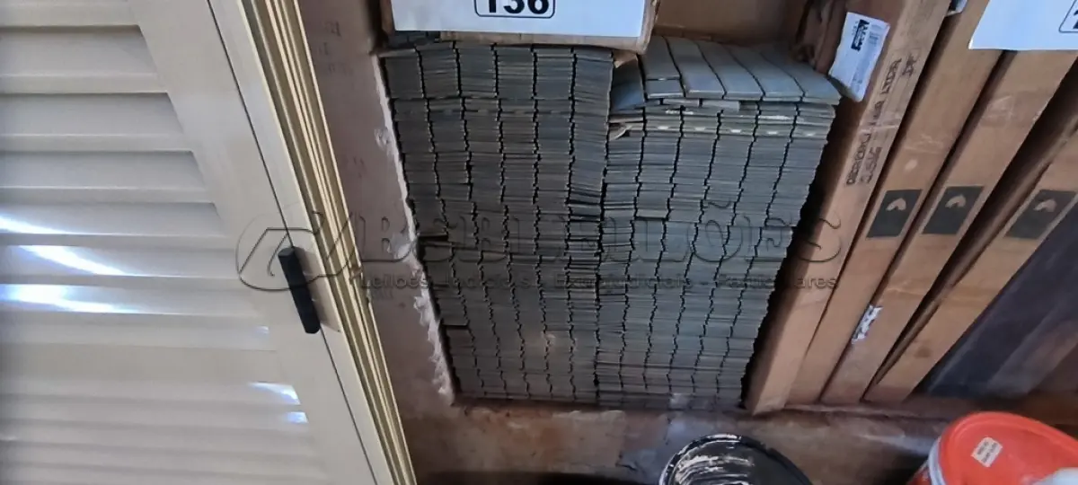 LOTE 136 - 01 LOTE COM PASTILHAS (NO ESTADO, NÃO SABEMOS SE FUNCIONA. LEILÃO NÃO TEM GARANTIA E NEM DEVOLUÇÃO).