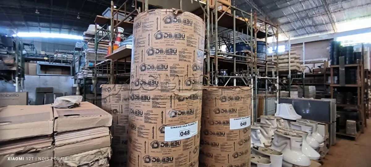LOTE 048 - 02 FORMAS EM PAPELÃO PARA COLUNAS (NO ESTADO, NÃO SABEMOS SE FUNCIONA. LEILÃO NÃO TEM GARANTIA E NEM DEVOLUÇÃO).