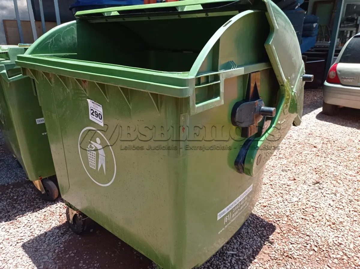 LOTE 290 - 01 CONTAINER HDPE EM-840 1200L. (NO ESTADO) ATENÇÃO! FAZER A VISITAÇÃO ANTES DE ARREMATAR, NÃO SABEMOS SE FUNCIONA. LEILÃO NÃO TEM GARANTIA E NEM DEVOLUÇÃO, SUJEITO A POSSÍVEIS AVARIAS VISÍVEIS/OCULTAS E/OU AUSÊNCIA DE COMPONENTES.