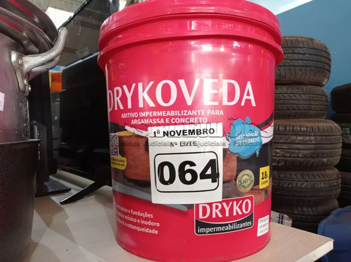 LOTE 064 - 01 BALDE DE DRYKOVEDA, ADITIVO IMPERMEABILIZANTE PARA ARGAMASSA E CONCRETO 18L. (NO ESTADO) ATENÇÃO! FAZER A VISITAÇÃO ANTES DE ARREMATAR, NÃO SABEMOS SE FUNCIONA. LEILÃO NÃO TEM GARANTIA E NEM DEVOLUÇÃO, SUJEITO A POSSÍVEIS AVARIAS VISÍVEIS/OCULTAS E/OU AUSÊNCIA DE COMPONENTES.