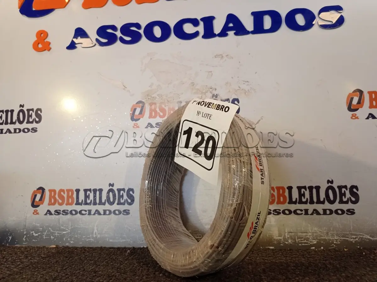 LOTE 120 - 01 ROLO DE CABO FLEXÍVEL 100M 1X2,5MM NA COR CINZA(NOVO). (NO ESTADO) ATENÇÃO! FAZER A VISITAÇÃO ANTES DE ARREMATAR, NÃO SABEMOS SE FUNCIONA. LEILÃO NÃO TEM GARANTIA E NEM DEVOLUÇÃO, SUJEITO A POSSÍVEIS AVARIAS VISÍVEIS/OCULTAS E/OU AUSÊNCIA DE COMPONENTES.