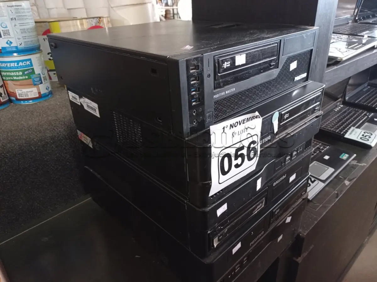 LOTE 056 - 04 CPU’S MARCAS POSITIVO MODELOS DIVERSOS. (NO ESTADO) ATENÇÃO! FAZER A VISITAÇÃO ANTES DE ARREMATAR, NÃO SABEMOS SE FUNCIONA. LEILÃO NÃO TEM GARANTIA E NEM DEVOLUÇÃO, SUJEITO A POSSÍVEIS AVARIAS VISÍVEIS/OCULTAS E/OU AUSÊNCIA DE COMPONENTES.