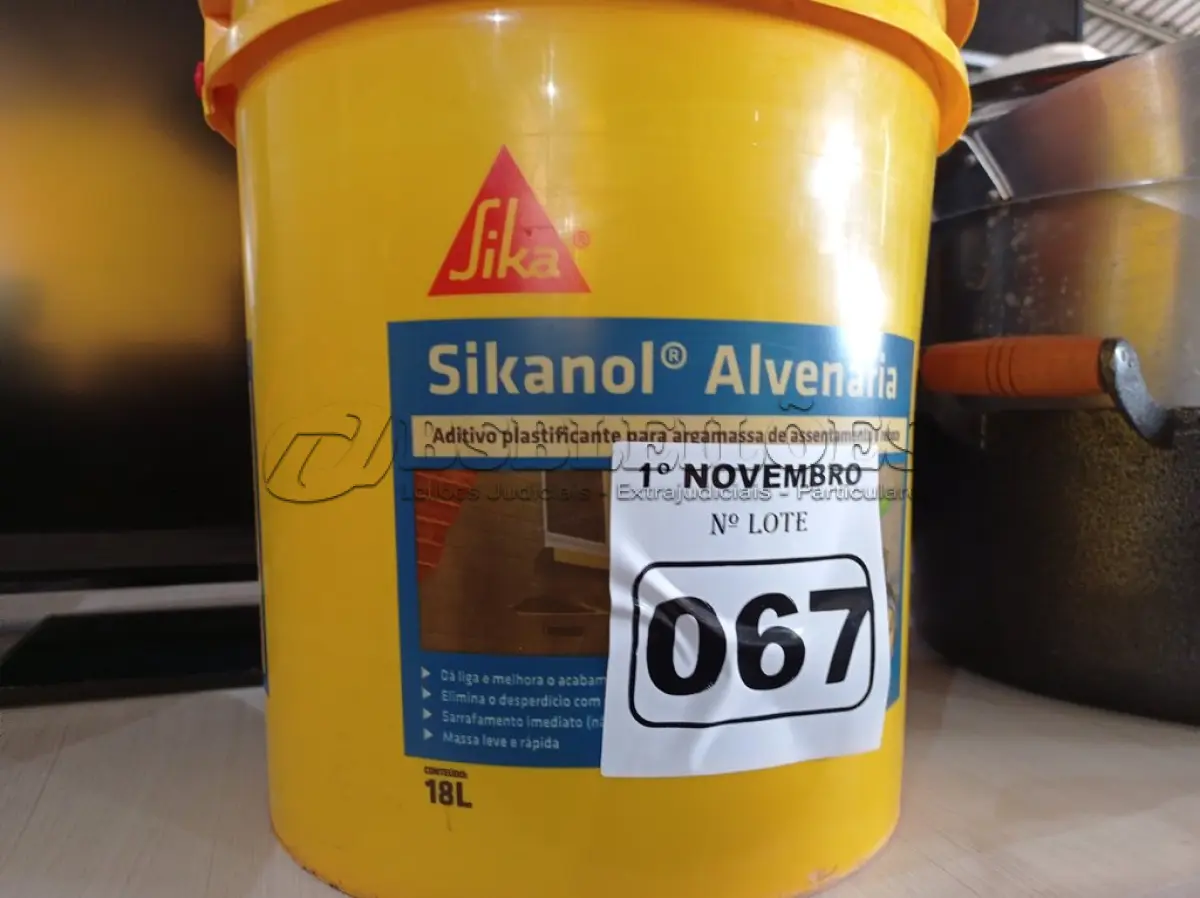 LOTE 067 - 01 BALDE DE SIKANOL ALVENARIA ADITIVO PLASTIFICANTE PARA ARGAMASSA DE ASSENTAMENTO E REBOCO18L. (NO ESTADO) ATENÇÃO! FAZER A VISITAÇÃO ANTES DE ARREMATAR, NÃO SABEMOS SE FUNCIONA. LEILÃO NÃO TEM GARANTIA E NEM DEVOLUÇÃO, SUJEITO A POSSÍVEIS AVARIAS VISÍVEIS/OCULTAS E/OU AUSÊNCIA DE COMPONENTES.