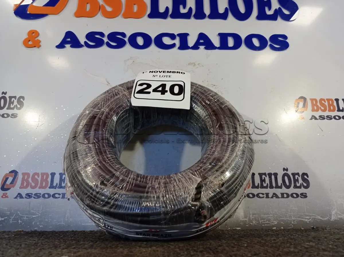 LOTE 240 - 01 ROLO DE CABO FLEXÍVEL 100M 1X10MM NA COR PRETA(NOVO). (NO ESTADO) ATENÇÃO! FAZER A VISITAÇÃO ANTES DE ARREMATAR, NÃO SABEMOS SE FUNCIONA. LEILÃO NÃO TEM GARANTIA E NEM DEVOLUÇÃO, SUJEITO A POSSÍVEIS AVARIAS VISÍVEIS/OCULTAS E/OU AUSÊNCIA DE COMPONENTES.