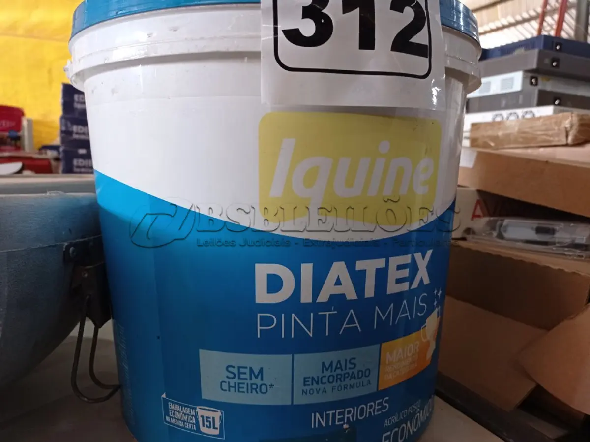 LOTE 312 - 01 BALDE DE TINTA IQUINE 15L SEM A IDENTIFICAÇÃO DA COR. (NO ESTADO) ATENÇÃO! FAZER A VISITAÇÃO ANTES DE ARREMATAR, NÃO SABEMOS SE FUNCIONA. LEILÃO NÃO TEM GARANTIA E NEM DEVOLUÇÃO, SUJEITO A POSSÍVEIS AVARIAS VISÍVEIS/OCULTAS E/OU AUSÊNCIA DE COMPONENTES.